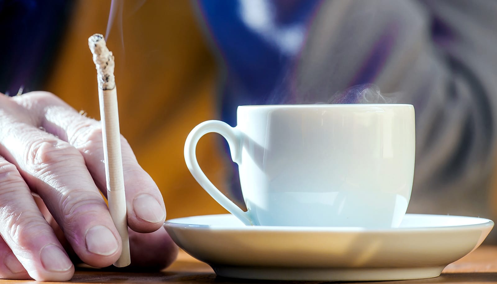 Top những ảnh ly cafe và điếu thuốc đẹp và đây· tâm trạng 7 ảnh ly cafe và điếu thuốc 26