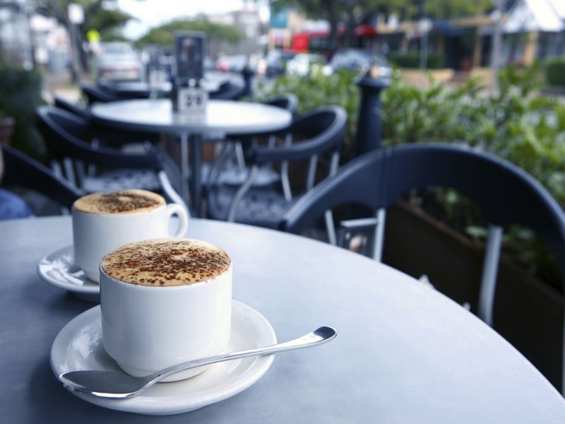 hình ảnh cafe 1 mình 18