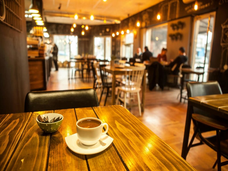 hình ảnh cafe 1 mình 3