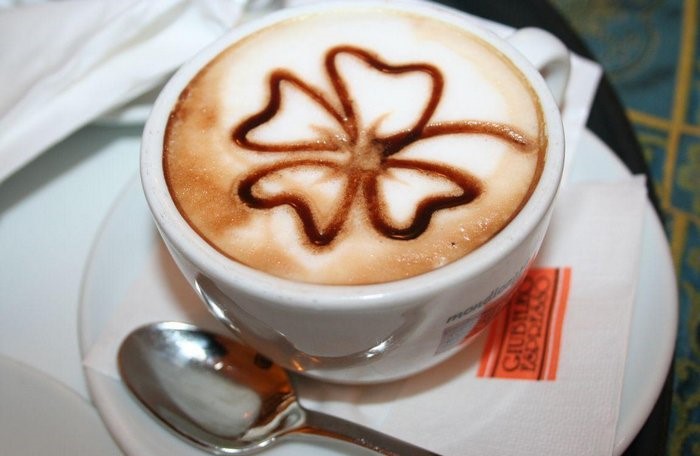 hình ảnh ly cafe capuchino 9