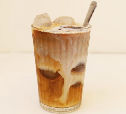 30+ hình ảnh ly cafe sữa đá đẹp nhất đầy tâm trạng năm 2024 22 hình ảnh ly cafe sữa đá 22