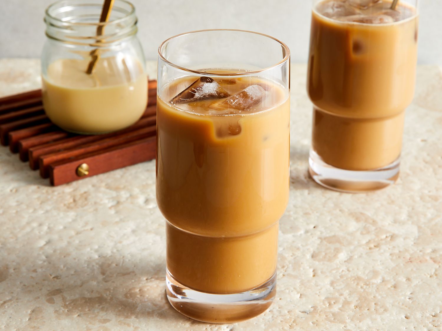 30+ hình ảnh ly cafe sữa đá đẹp nhất đầy tâm trạng năm 2024 29 hình ảnh ly cafe sữa đá 29