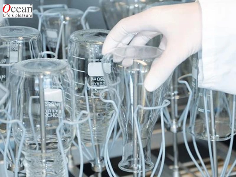 Các ứng dụng của cốc thủy tinh trong phòng thí nghiệm Các ứng dụng của cốc thủy tinh trong phòng thí nghiệm