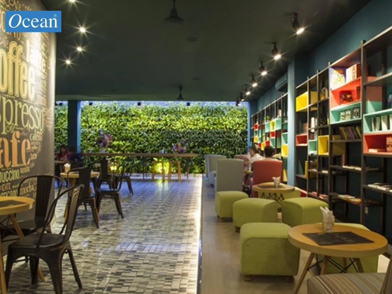 Huy Hoàng Bookstore Café Huy Hoàng Bookstore Café