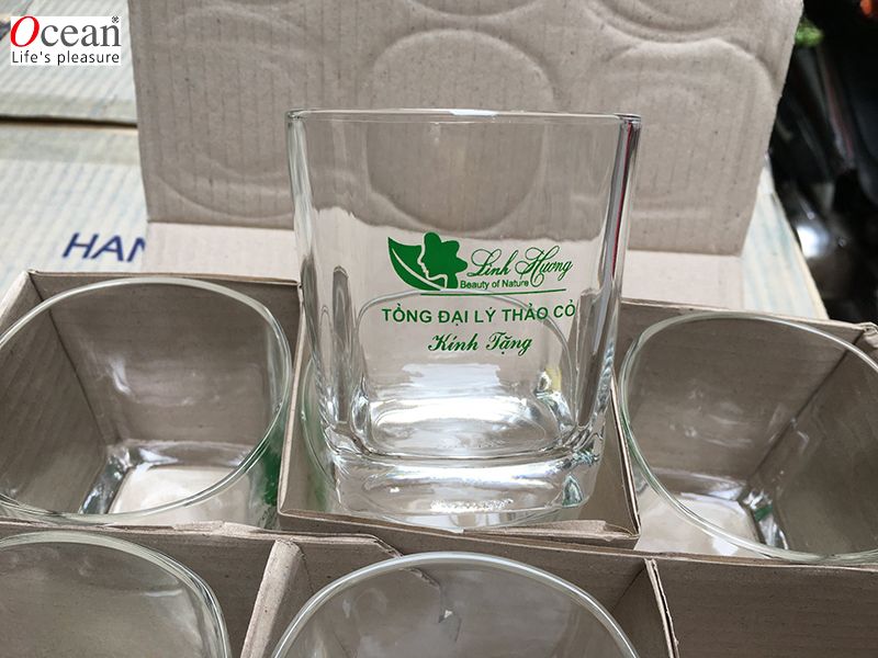 In cốc thủy tinh làm quà tặng tại Hà Nội In cốc thủy tinh làm quà tặng tại Hà Nội