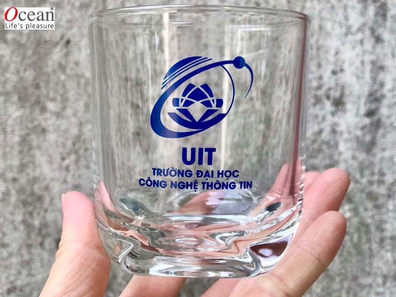 Mẫu thiết kế ly thủy tinh độc đáo, ấn tượng Mẫu thiết kế ly thủy tinh độc đáo, ấn tượng