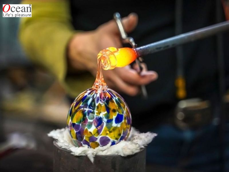 Quá trình sản xuất thủy tinh nghệ thuật Quá trình sản xuất thủy tinh nghệ thuật
