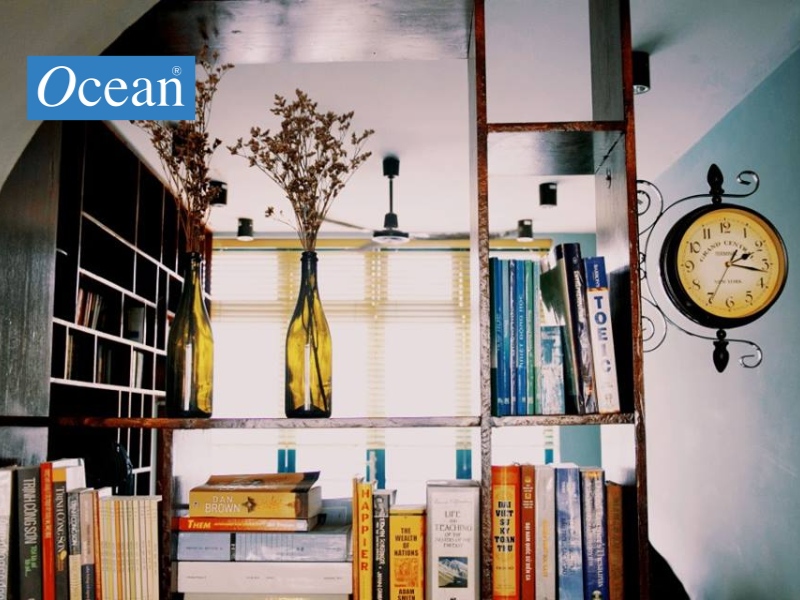 Slowee Coffee & Books Slowee Coffee & Books