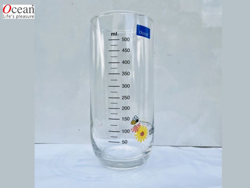 Ứng dụng của mẫu cốc thủy tinh có vạch chia ml