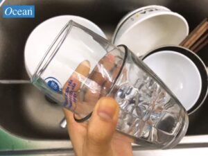 Các lưu ý khi gỡ cốc thủy tinh