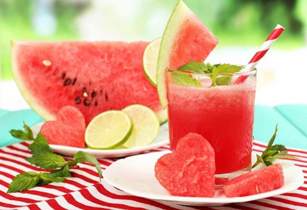Lợi Ích Của Nước Ép Dưa Hấu Bạc Hà Lợi Ích Của Nước Ép Dưa Hấu Bạc Hà