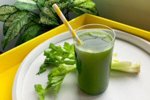 Lợi Ích Của Nước Ép Lê Cần Tây Detox