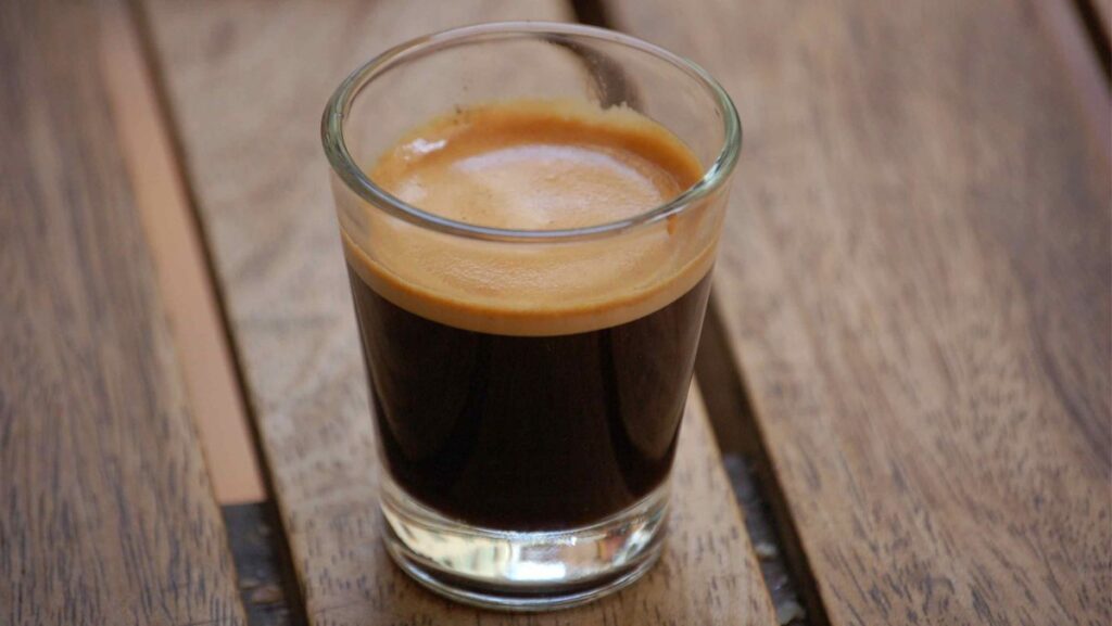 Bí Quyết Pha Chế Espresso Hoàn Hảo Tại Nhà Bí Quyết Pha Chế Espresso Hoàn Hảo Tại Nhà